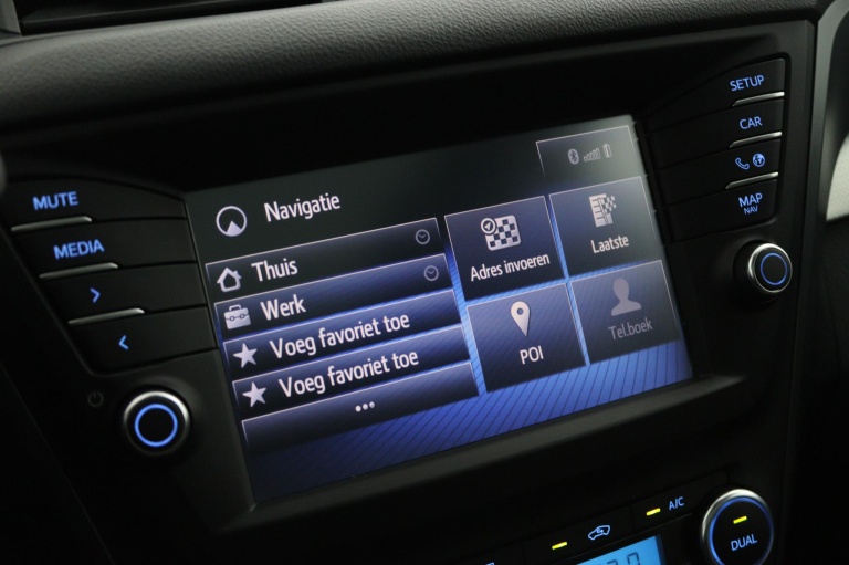 Toyota Avensis Touring Sports - 1.8 VVT-i SkyView Limited 51