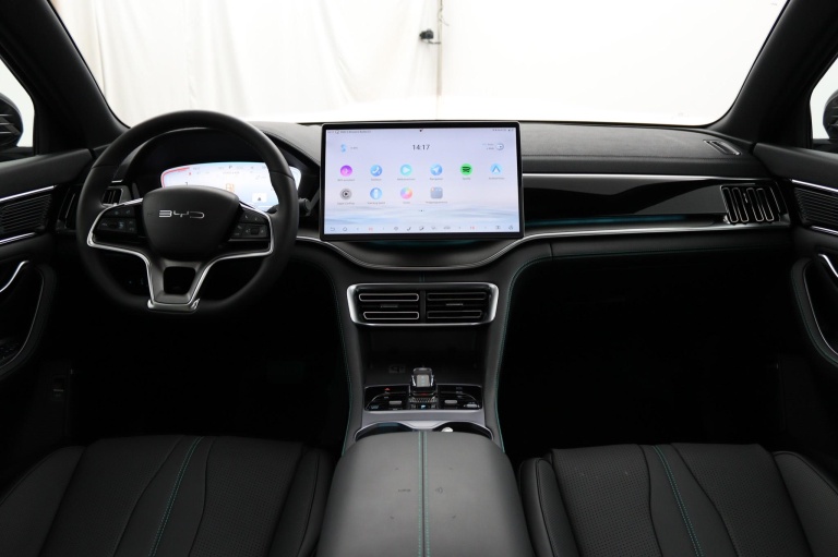 BYD SEAL U - 1.5 DM-i FWD Boost 9