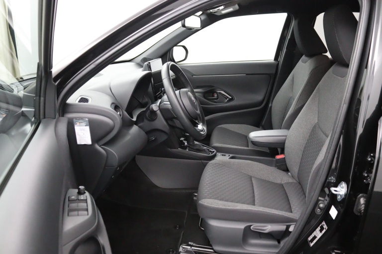 Toyota Yaris Cross - 1.5 Hybrid 115 First Edition 33