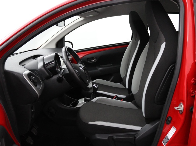 Toyota Aygo - 1.0 VVT-i x-play