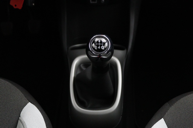 Toyota Aygo - 1.0 VVT-i x-play 25