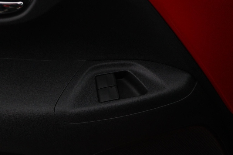 Toyota Aygo - 1.0 VVT-i x-play 26