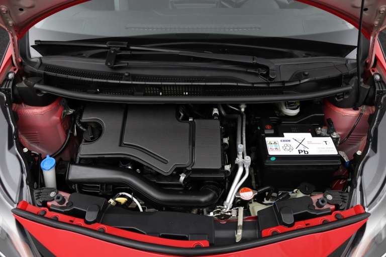 Toyota Aygo - 1.0 VVT-i x-play 32