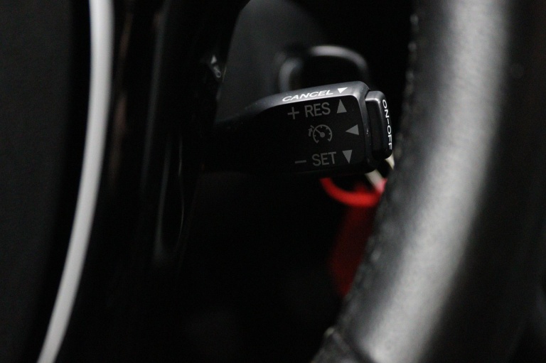 Toyota Aygo - 1.0 VVT-i x-play 37