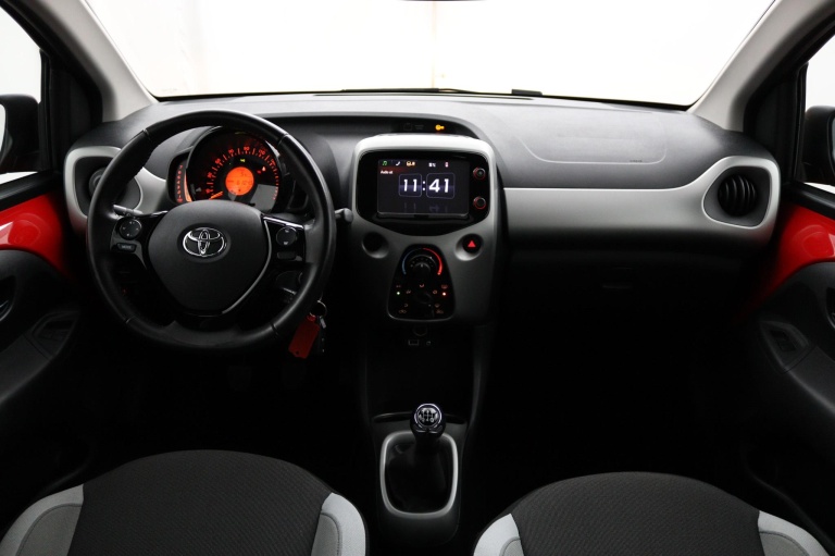 Toyota Aygo - 1.0 VVT-i x-play 4
