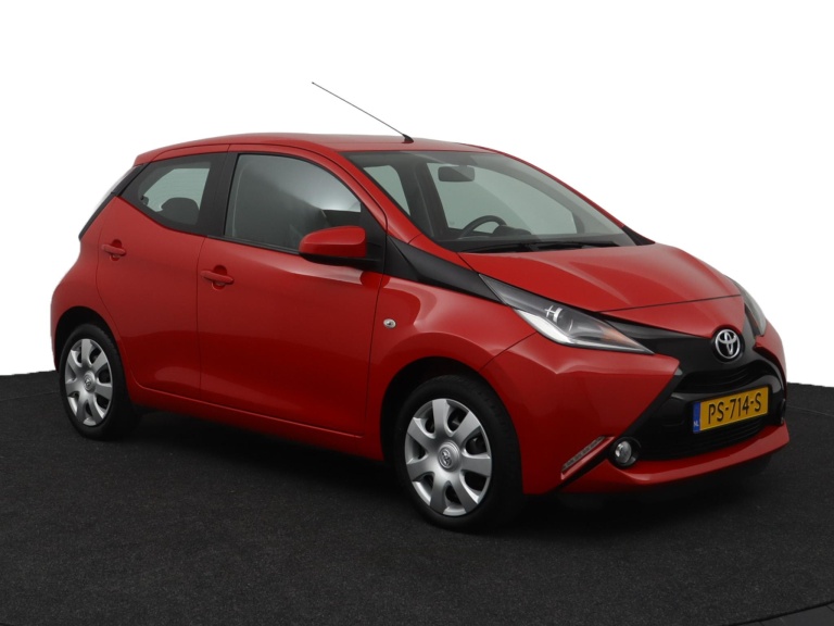 Toyota Aygo - 1.0 VVT-i x-play 45