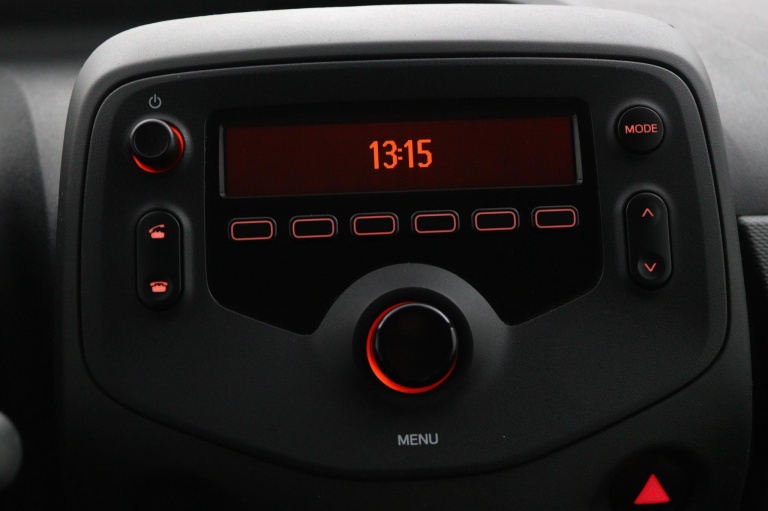 Toyota Aygo - 1.0 VVT-i x-fun 37