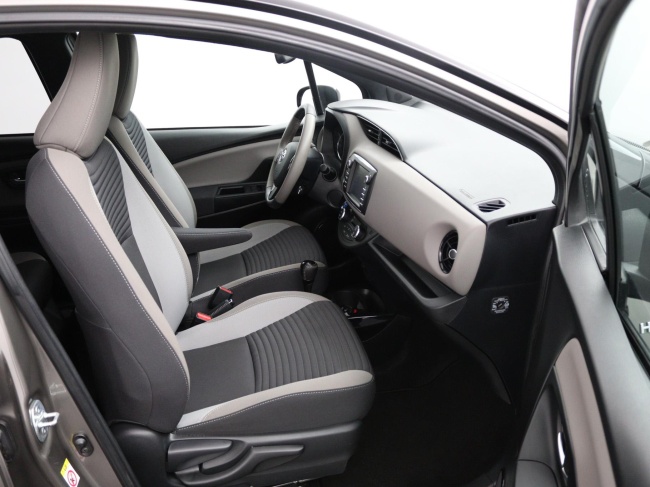 Toyota Yaris - 1.5 Hybrid Premium