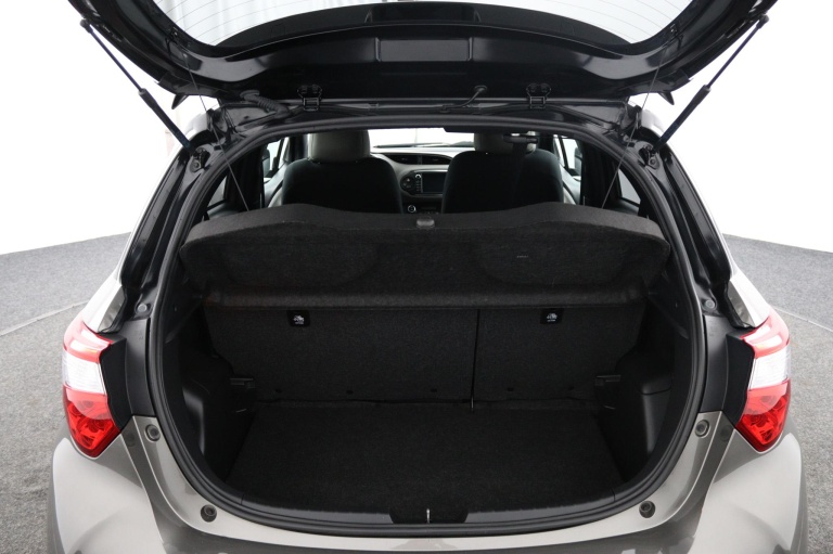 Toyota Yaris - 1.5 Hybrid Premium 23