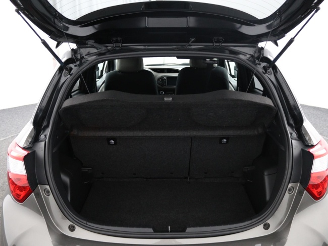 Toyota Yaris - 1.5 Hybrid Premium
