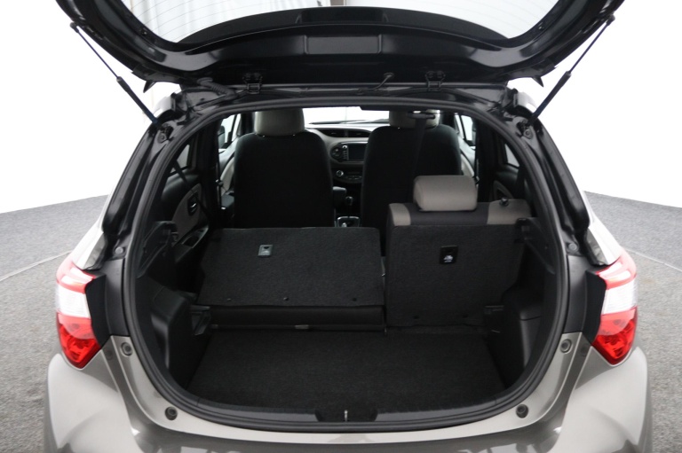 Toyota Yaris - 1.5 Hybrid Premium 25