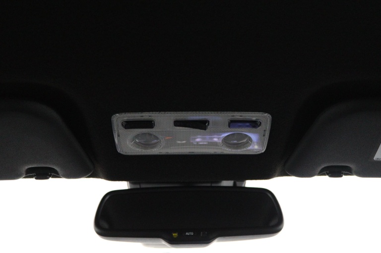 Toyota Yaris - 1.5 Hybrid Premium 33