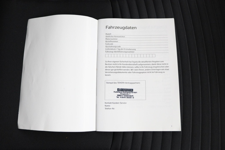 Toyota Yaris - 1.5 Hybrid Premium 39