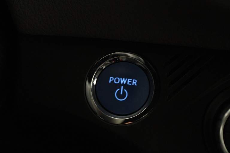 Toyota Yaris - 1.5 Hybrid Premium 46