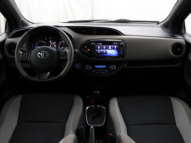 Toyota Yaris - 1.5 Hybrid Premium