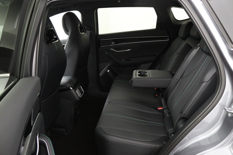 BYD SEAL U - Design 87 kWh 18