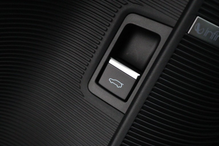 BYD SEAL U - Design 87 kWh 26