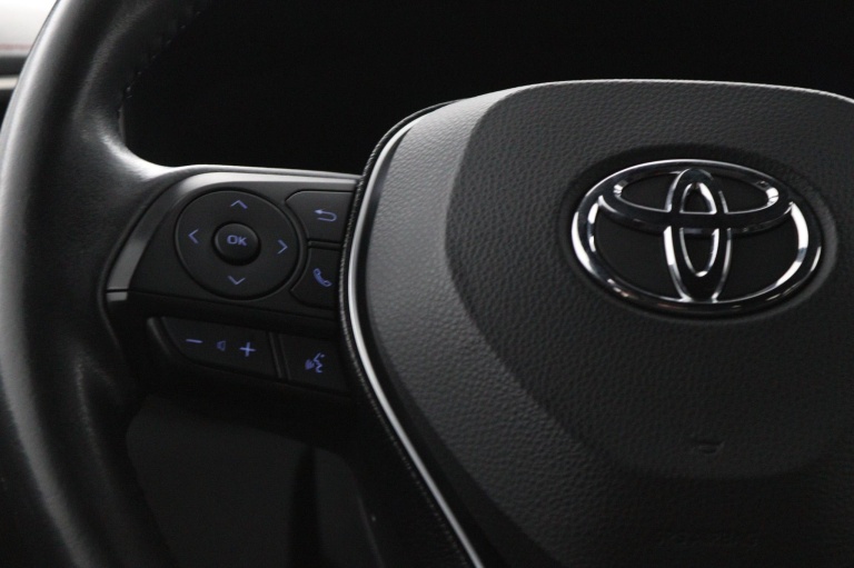 Toyota Corolla Touring Sports - 1.8 Hybrid Executive 19