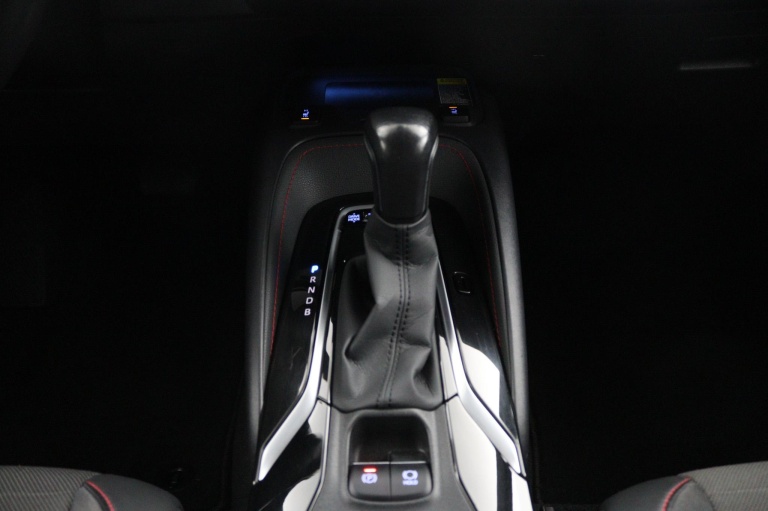 Toyota Corolla Touring Sports - 1.8 Hybrid Executive 27