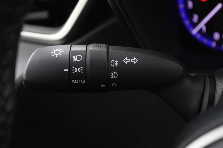 Toyota Corolla Touring Sports - 1.8 Hybrid Executive 31