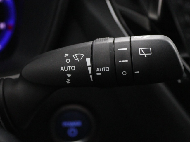 Toyota Corolla Touring Sports - 1.8 Hybrid Executive