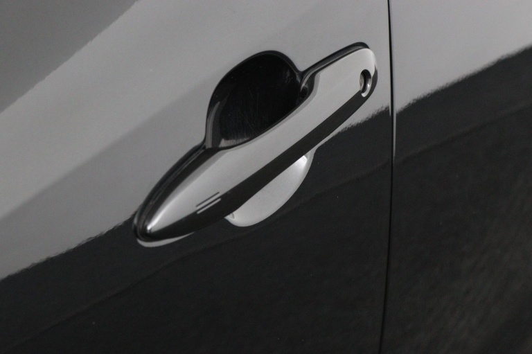 Toyota Corolla Touring Sports - 1.8 Hybrid Executive 37