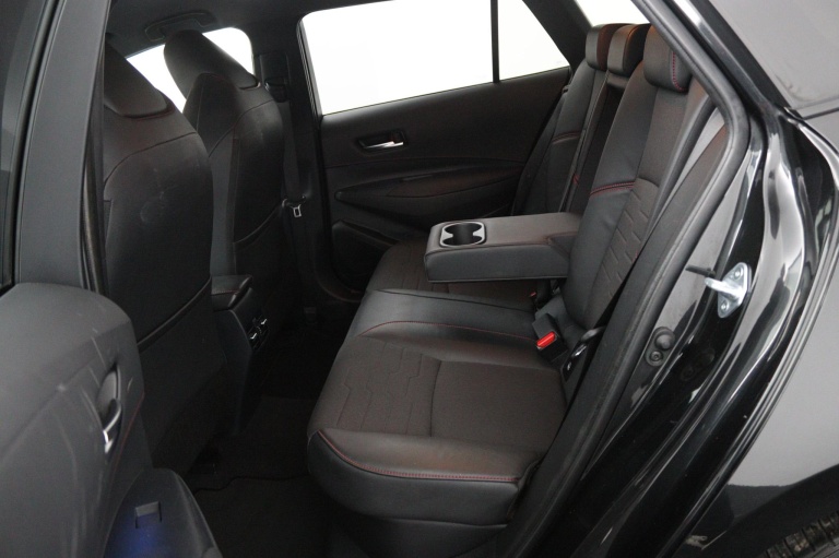 Toyota Corolla Touring Sports - 1.8 Hybrid Executive 39