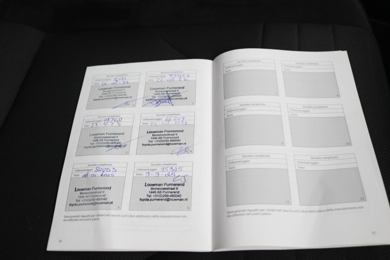 Toyota Corolla Touring Sports - 1.8 Hybrid Executive 44