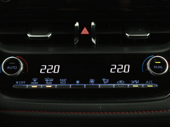 Toyota Corolla Touring Sports - 1.8 Hybrid Executive