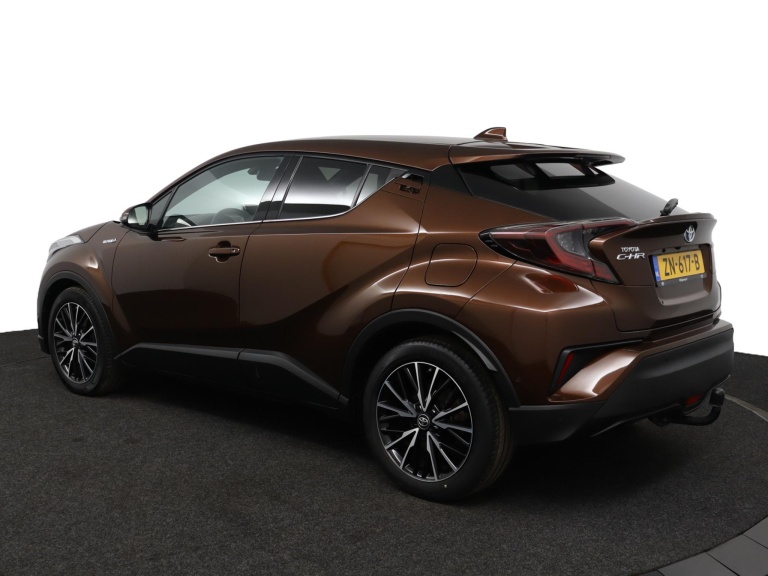 Toyota C-HR - 1.8 Hybrid Executive 12