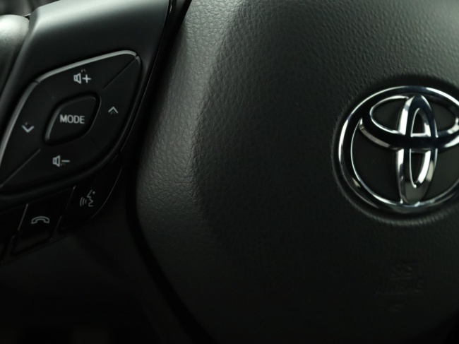 Toyota C-HR - 1.8 Hybrid Executive