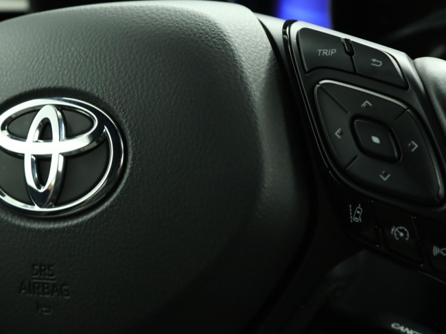 Toyota C-HR - 1.8 Hybrid Executive