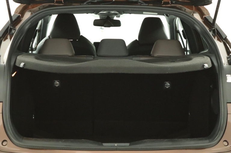 Toyota C-HR - 1.8 Hybrid Executive 23