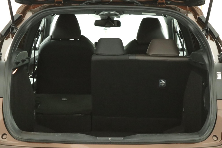 Toyota C-HR - 1.8 Hybrid Executive 25