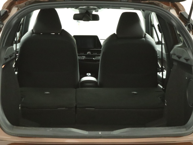 Toyota C-HR - 1.8 Hybrid Executive