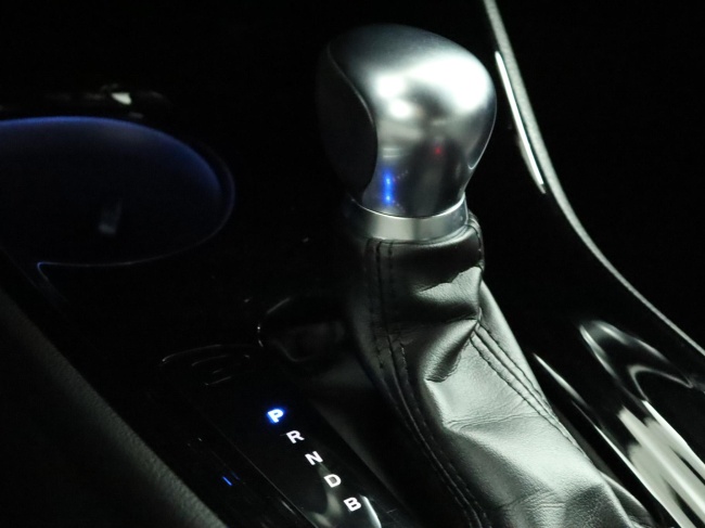 Toyota C-HR - 1.8 Hybrid Executive