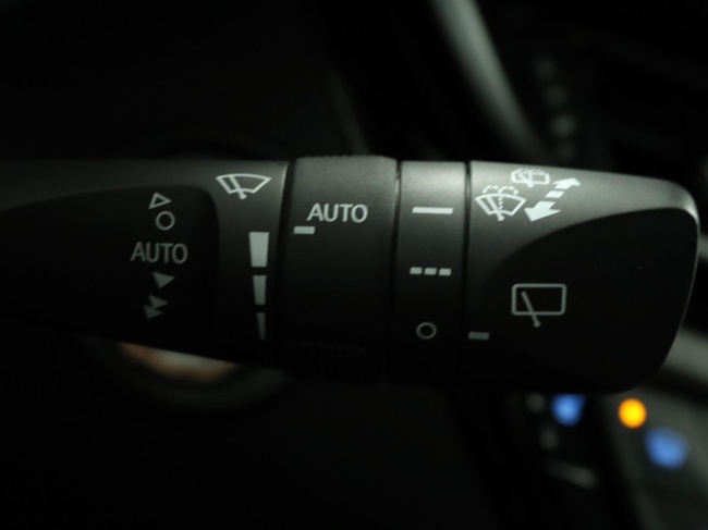 Toyota C-HR - 1.8 Hybrid Executive