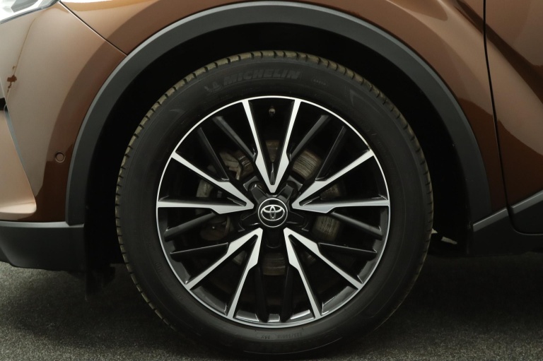 Toyota C-HR - 1.8 Hybrid Executive 39