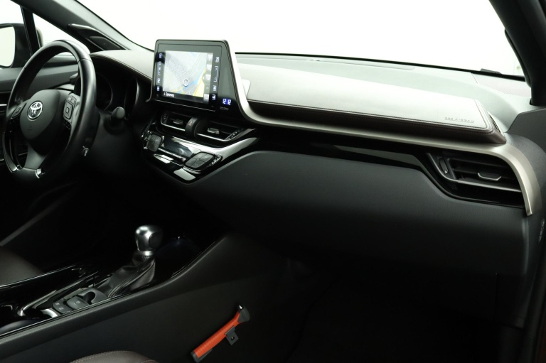 Toyota C-HR - 1.8 Hybrid Executive 43