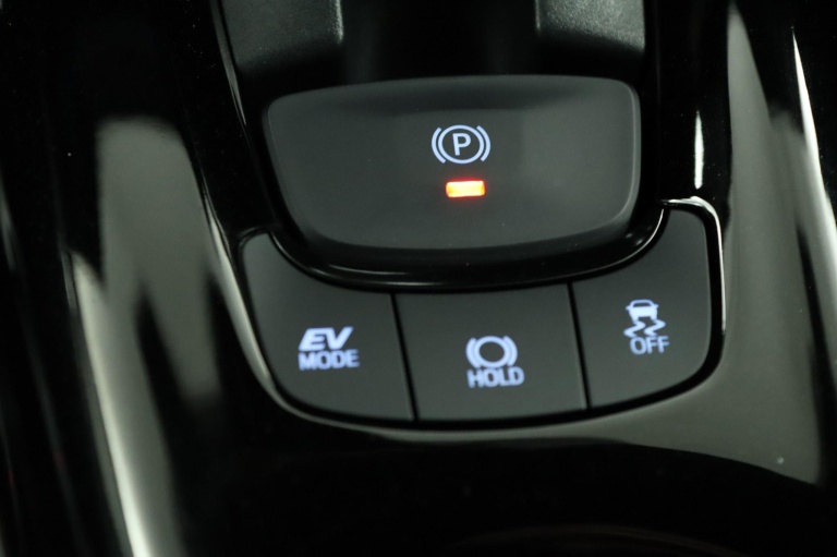 Toyota C-HR - 1.8 Hybrid Executive 65