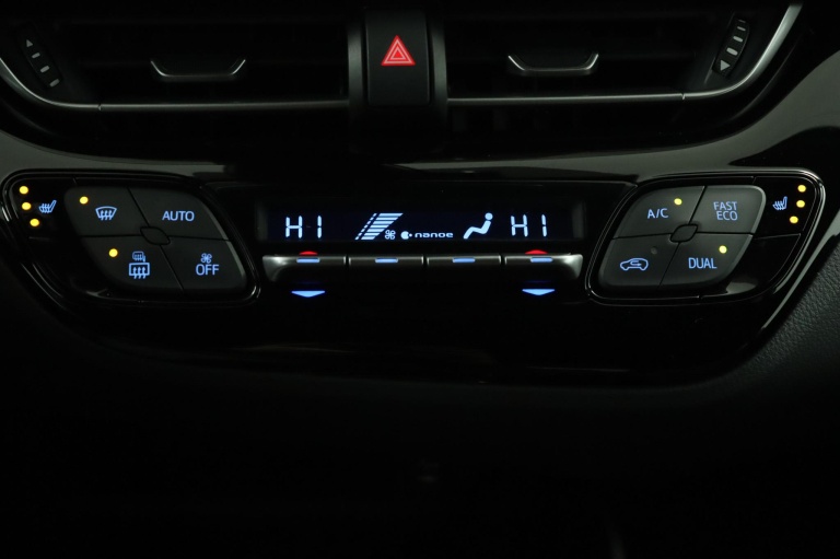 Toyota C-HR - 1.8 Hybrid Executive 7