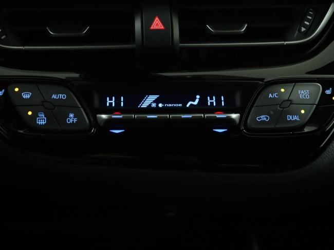 Toyota C-HR - 1.8 Hybrid Executive