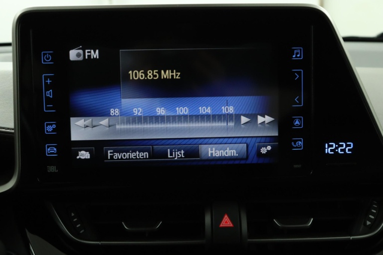 Toyota C-HR - 1.8 Hybrid Executive 8