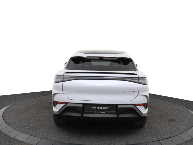 BYD SEALION 7 - Design AWD 82.5 kWh 8