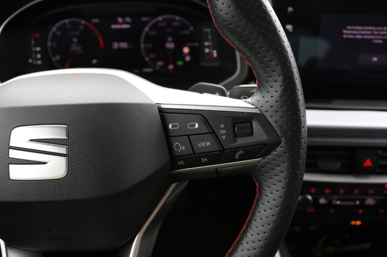 SEAT Arona - 1.0 EcoTSI FR Anniversary 13
