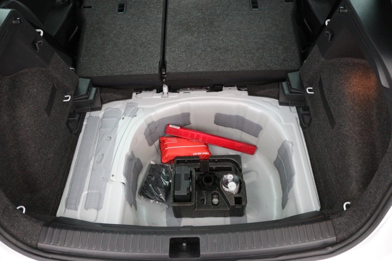 SEAT Arona - 1.0 EcoTSI FR Anniversary 34