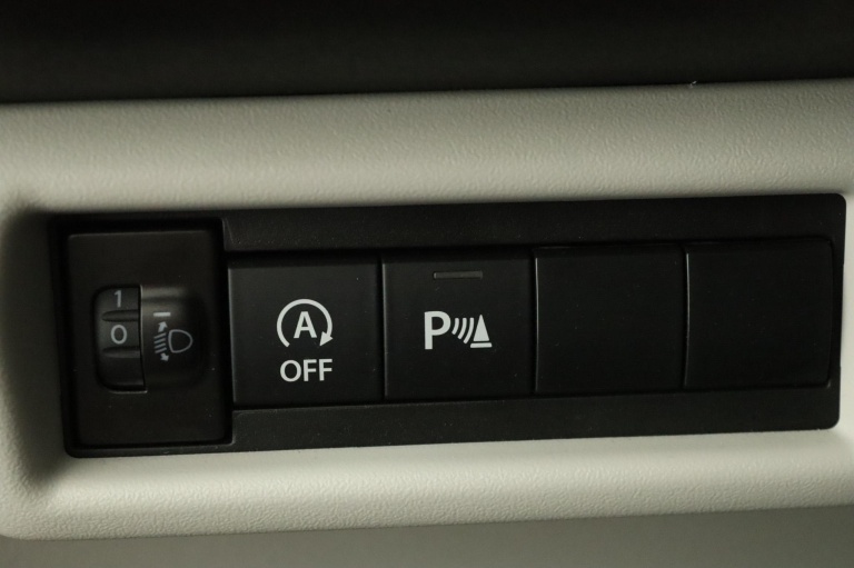 Suzuki Swift - 1.2 Select Smart Hybrid 28