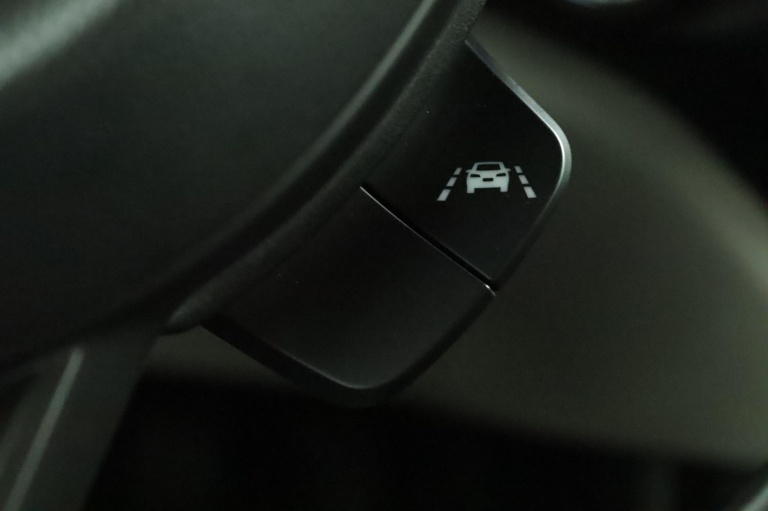 Suzuki Swift - 1.2 Select Smart Hybrid 43