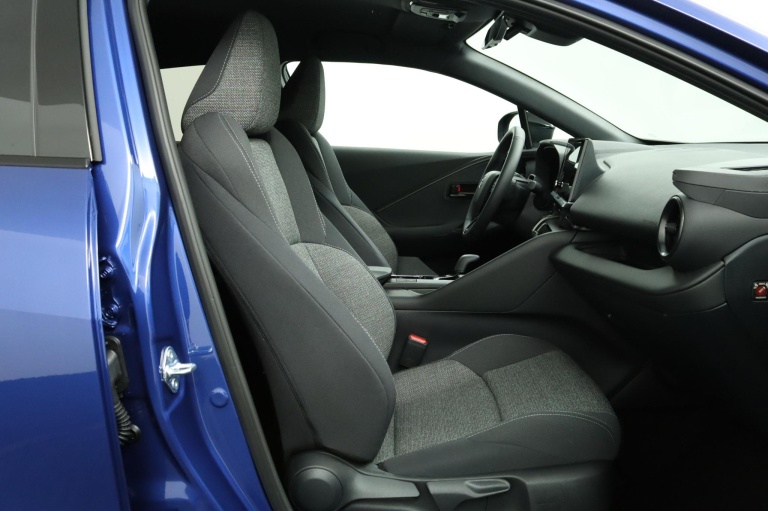 Toyota C-HR - 1.8 Hybrid 140 Dynamic 22