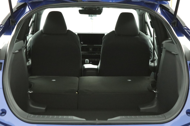 Toyota C-HR - 1.8 Hybrid 140 Dynamic 26